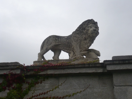 Lion Statue at Lyons Estate - Public Domain Photograph