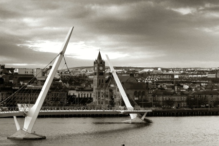 Peace bridge Derry - Public Domain Photograph