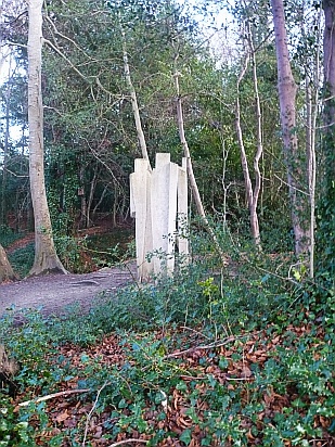 Sculpture in park - Public Domain Photograph
