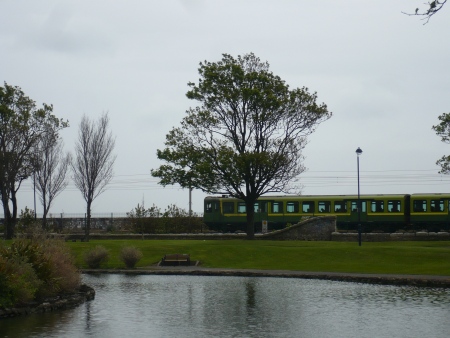 DART train - Public Domain Photograph