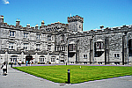 Kilkenny-Castle-courtyard
