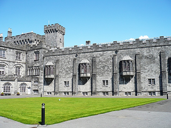 Kilkenny Castle landscape - Public Domain Photograph