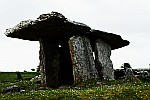 Poulnabrone-portal-tomb
