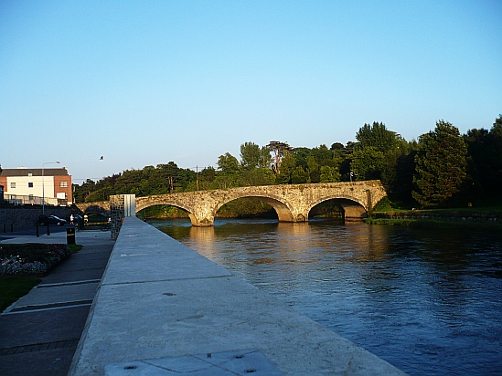 Clonmel bridge - Public Domain Photograph