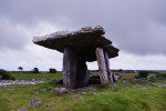 poulnabrone-dolmen